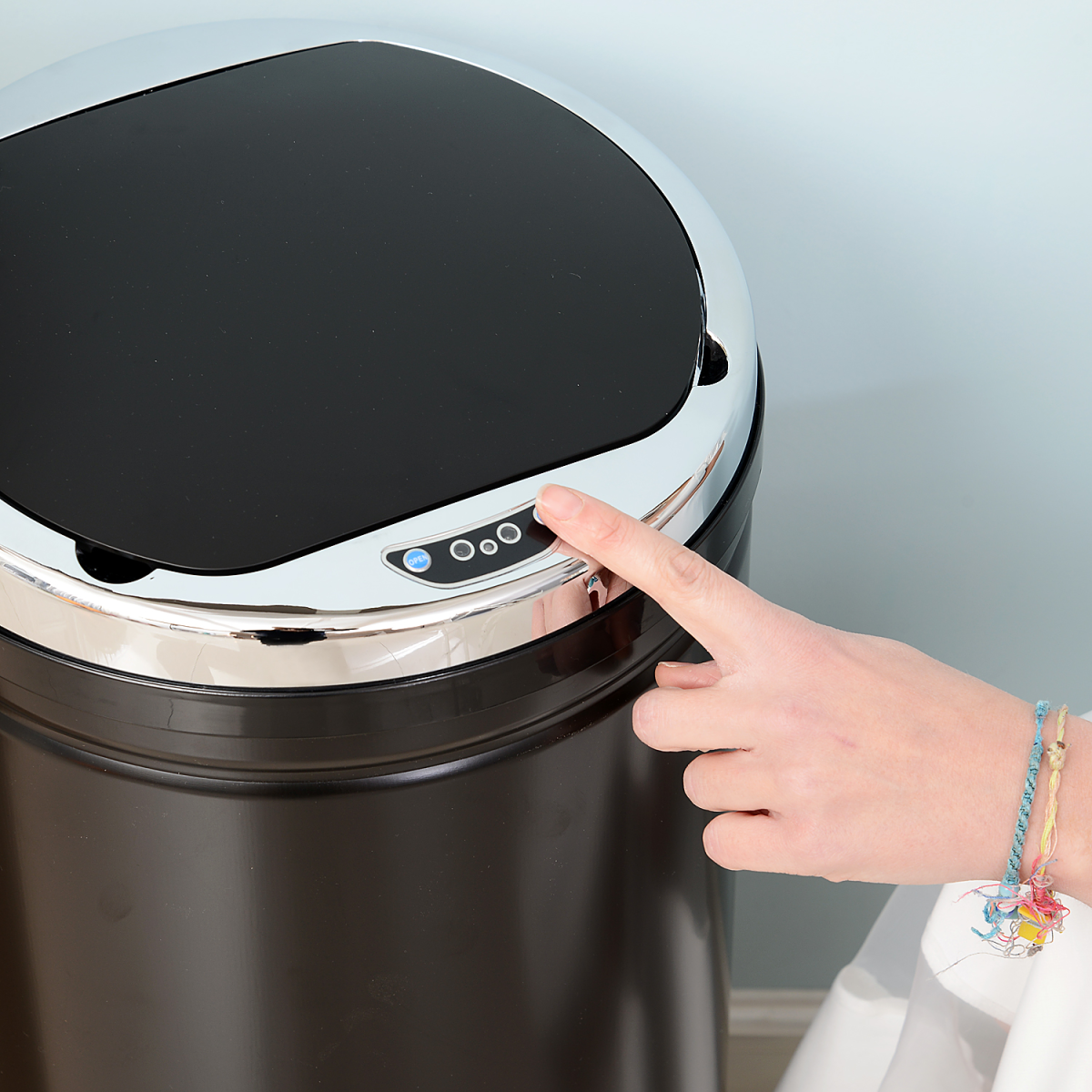 50 L Stainless Steel Sensor Trash Can W/ Bucket-Black - Image 8